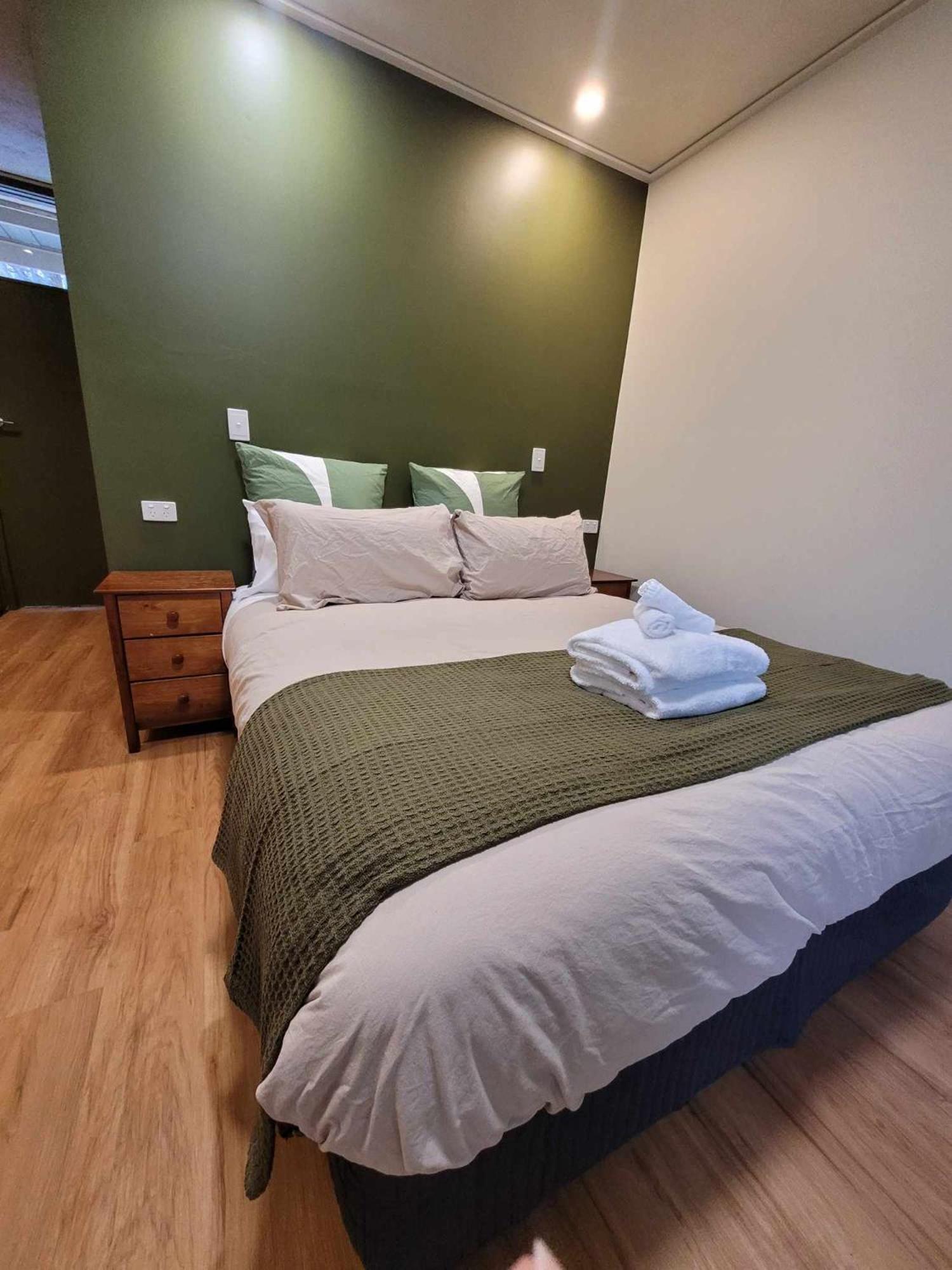 The Bright Motor Inn Ngoại thất bức ảnh